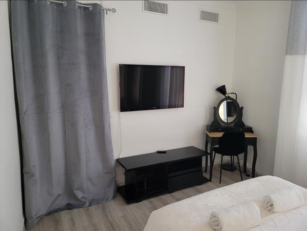 1 Chambre paisible à La Trinité proche de Nice et Monaco Esterno foto